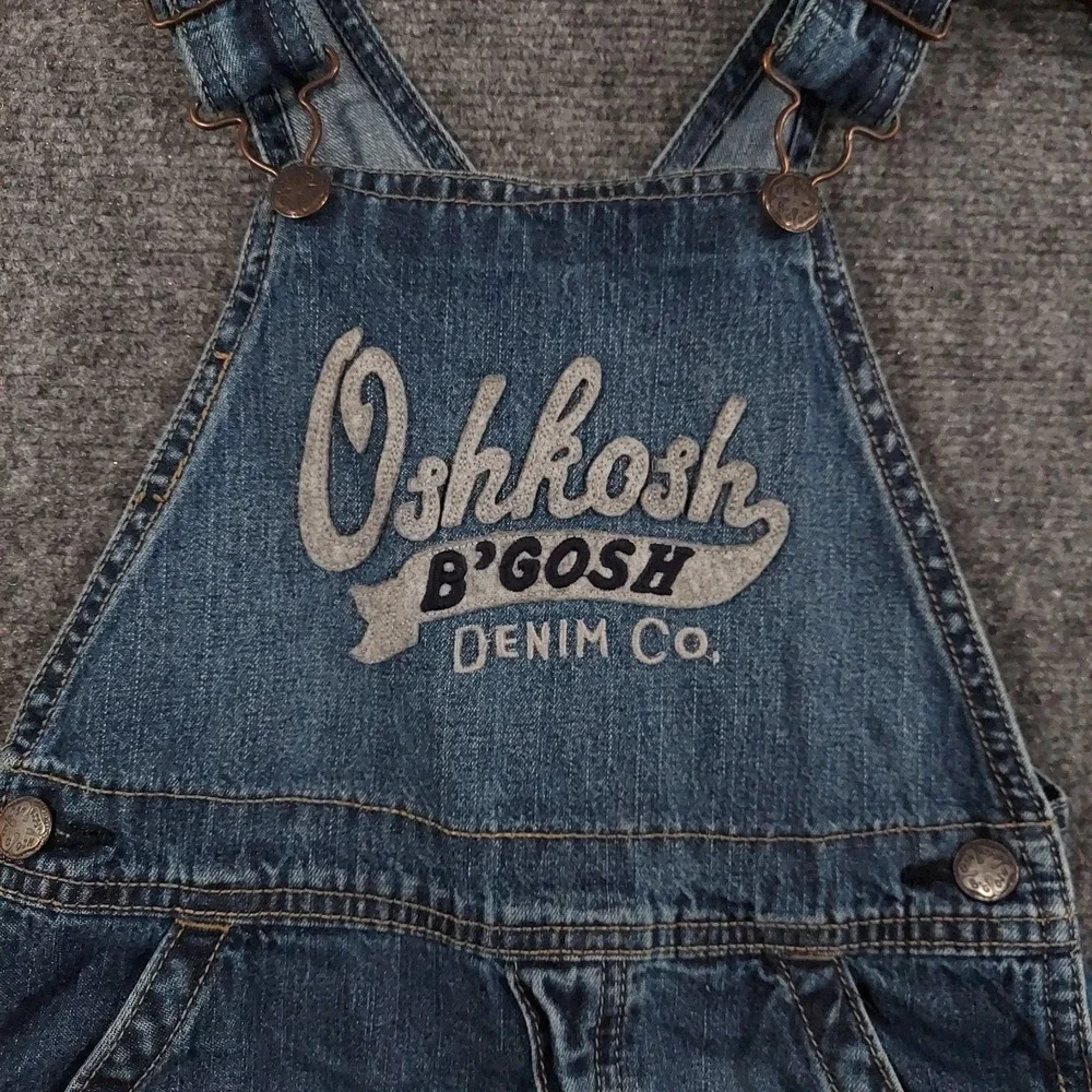 OshKosh B'gosh Overalls Kids 5T Blue Denim VESTBAK Logo Pockets Casual Play